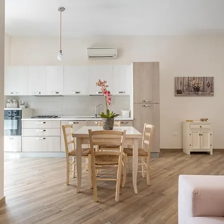 Casa Martina Bright Апартаменты